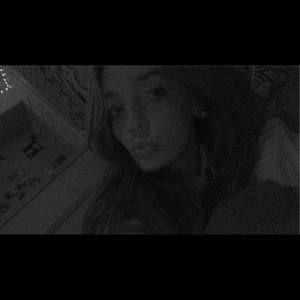 Meet your Posher, Ella